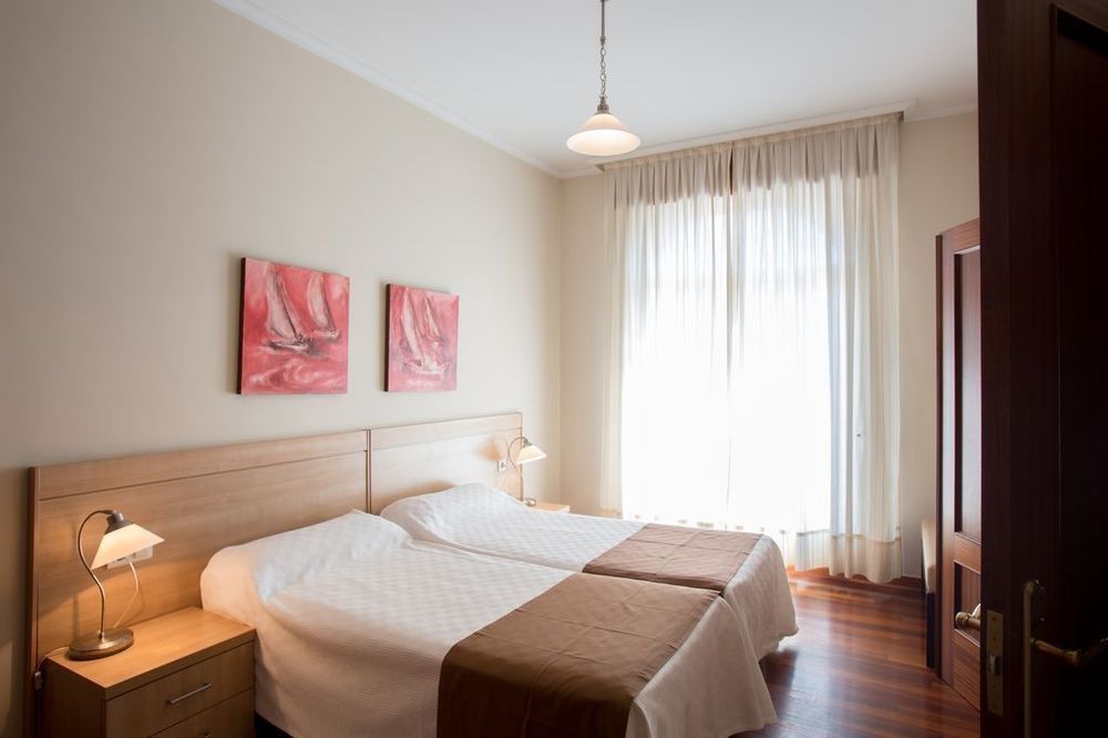 Hotel Apartamentos Dabarca Pontevedra Esterno foto